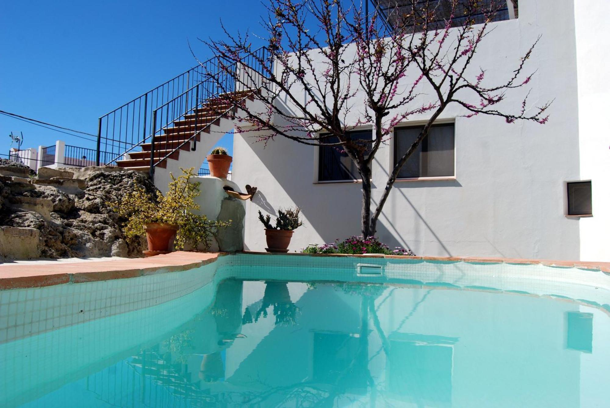 Villa La Roca - A Fusion Of Modern And Typical Andalucian Architecture Montecorto Exterior photo