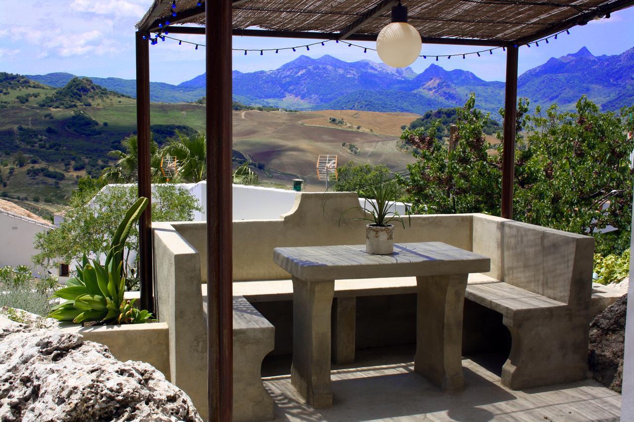 Villa La Roca - A Fusion Of Modern And Typical Andalucian Architecture Montecorto Exterior photo
